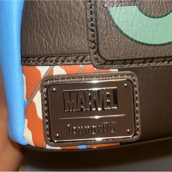 Disney Lounegly Backpack - Picture 4 of 6